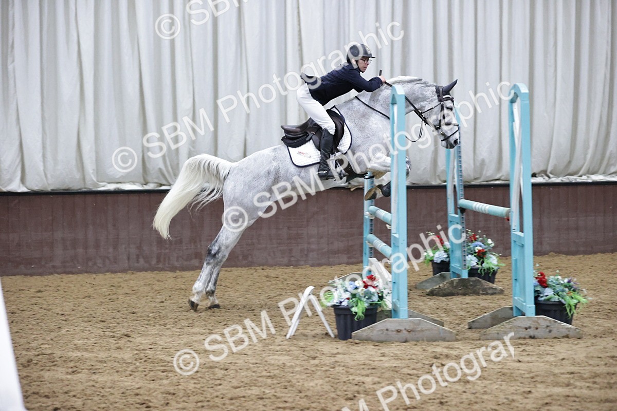 SBM_001404 - Class 4 - Senior Newcomers/ 1.10m Open