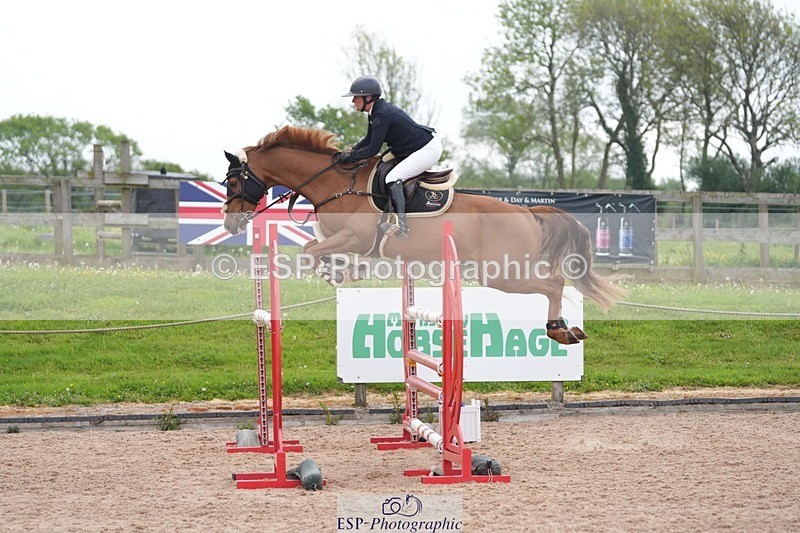 260508-090610-04509 - Cls 12 Snr Foxhunter