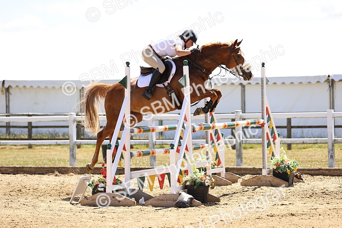 SBM_014506 - Class 15 - Senior Newcomers - 1.10m Open