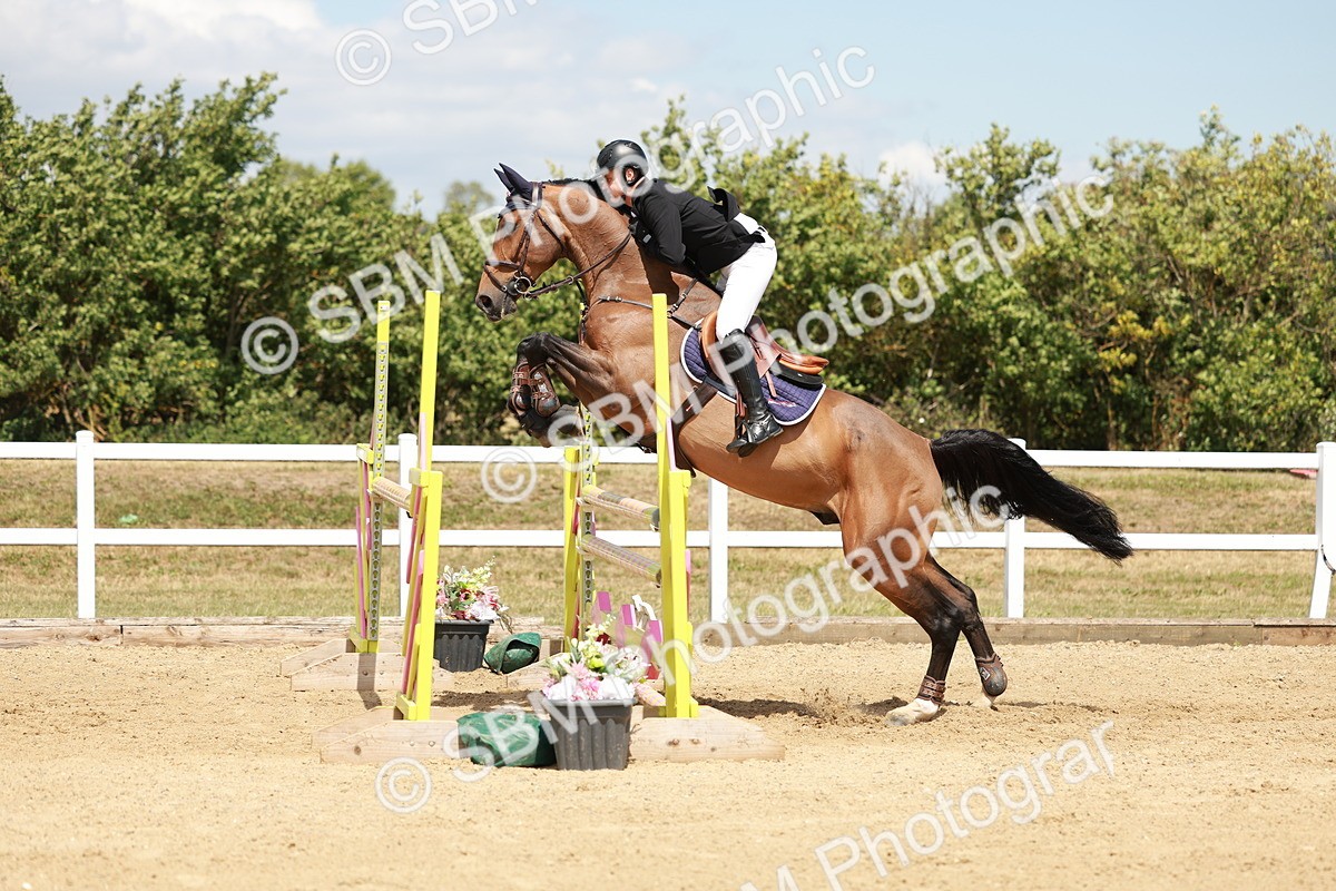 SBM_007605 - Class 3 - Senior Newcomers - 1.10m Open