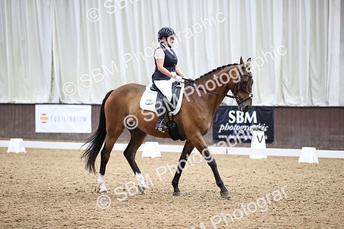 SBM_002024 - Novice 4 - 11.15-13.22