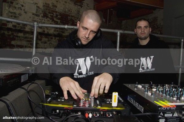 northern lights - Heavy Hitterz: (M - Z)