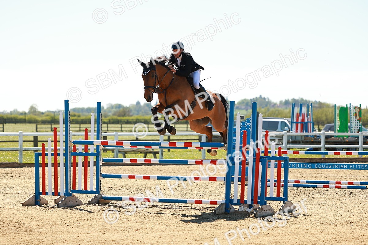 SBM_001508 - Class 5 - Senior Foxhunter - 1.20m
