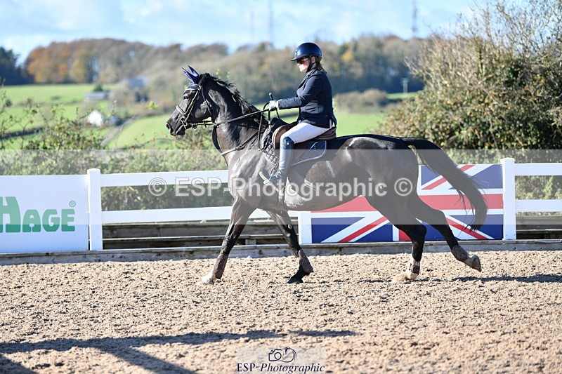 231110A-133452-00612 - Cls 5 Newcomers & 1.10m Open