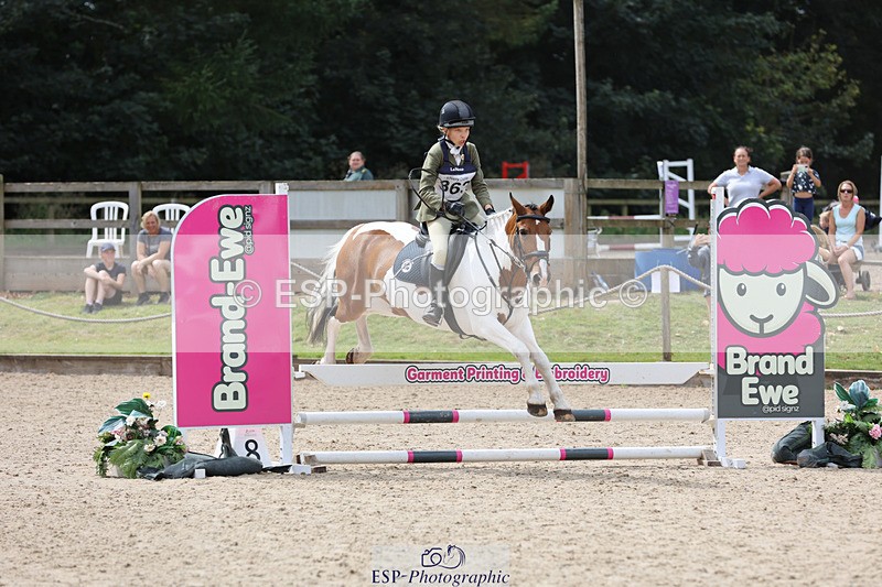 240823X-135613-18095 - 70cm R1 13.45 to 15.30