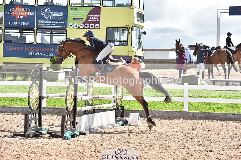 230806A-111336-01359 - Cls 17 Snr Discovery & 1m Open