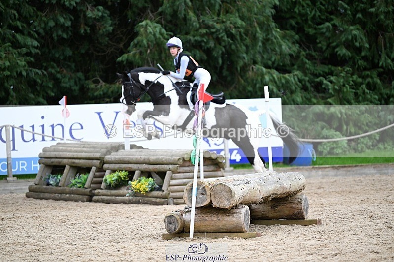 241117-141744-04505 - Cls 3 90-95cm 14.00 to 15.00