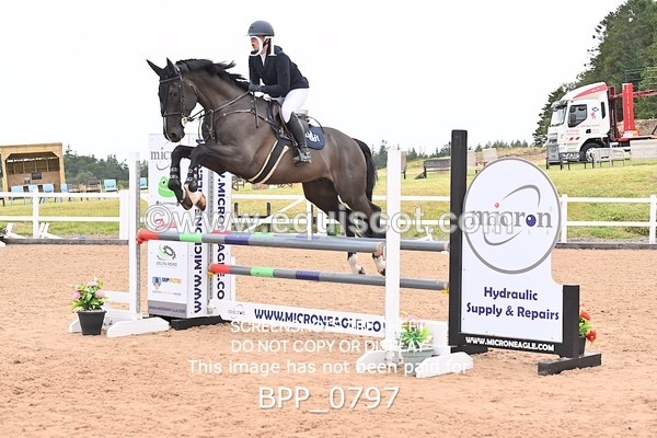 BPP_0797 - CLASS 29 SUN GFS Saddles Senior Newcomers/1.10m Open