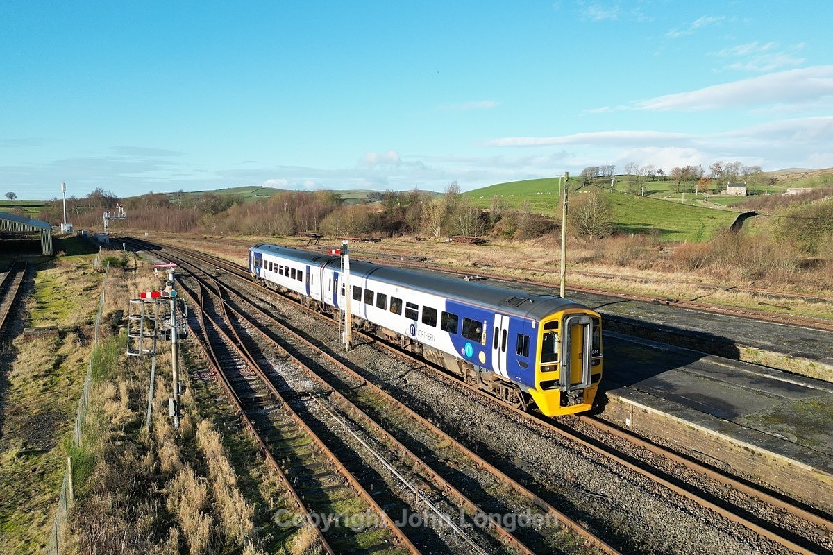 JL - 28.11.23 158844 12:18 Leeds - Morecambe, Hellifield - Hellifield