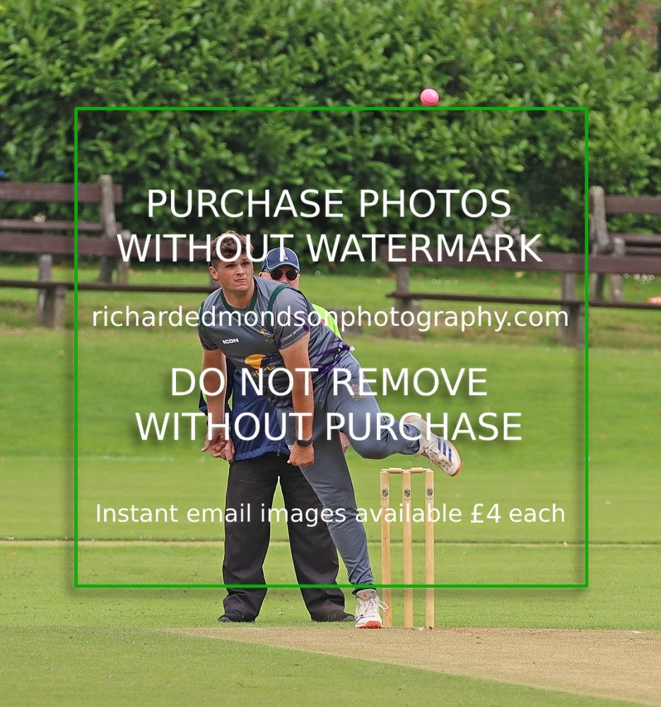 IMG_3306 - Kendal vs Longridge 40 Over Cup 1/4 Final (4/8/24)