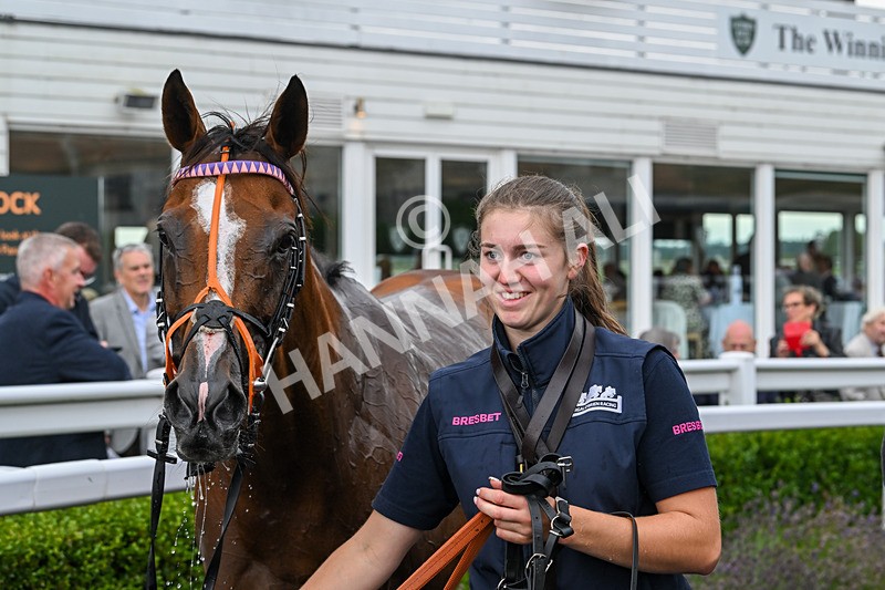 190824-Race 1-Shes A Novelty-3330 - Race 1