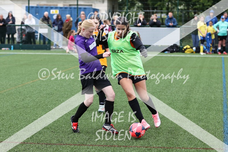 1DX31523 - Sat 6th U12 Girls