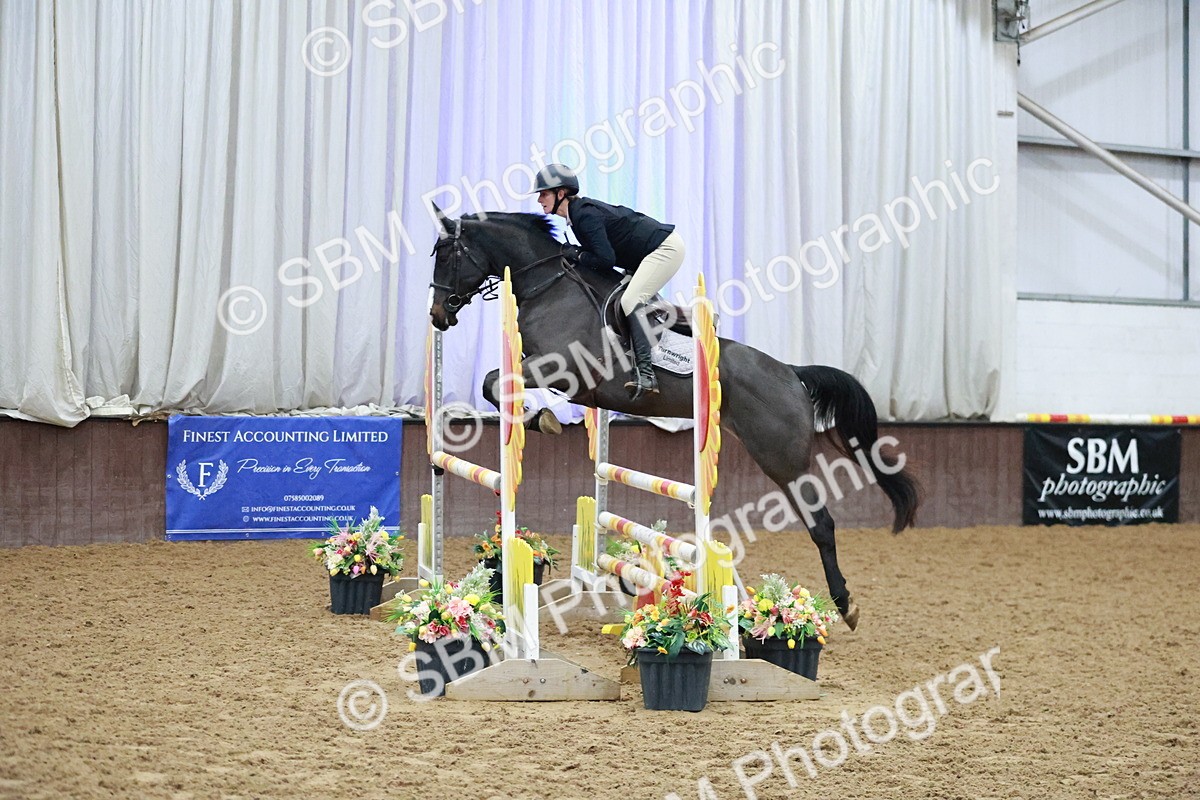 SBM_004472 - Class 17 - Senior Newcomers - 1.10m