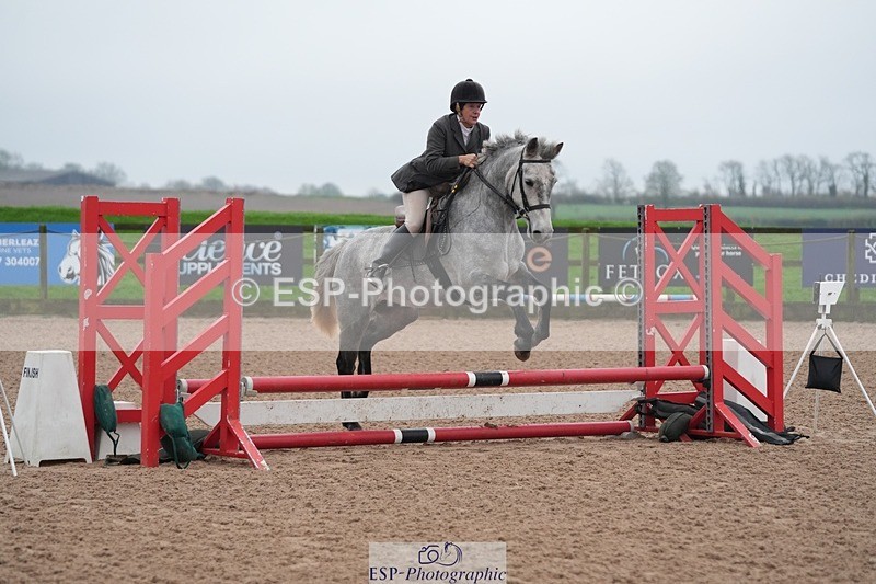 251116-094048-01393 - Cls 18 Clear Round 50cm
