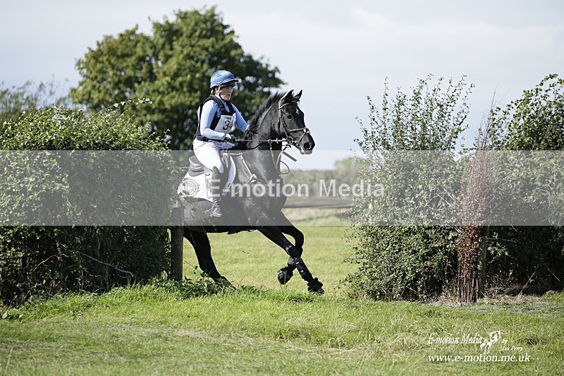  WWHT 031021 2998 - Intermediate (0.90m)  03/10/21