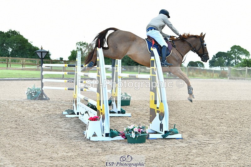 230723A-094451-10642 - Cls 4, 2 Star Small 1.30m