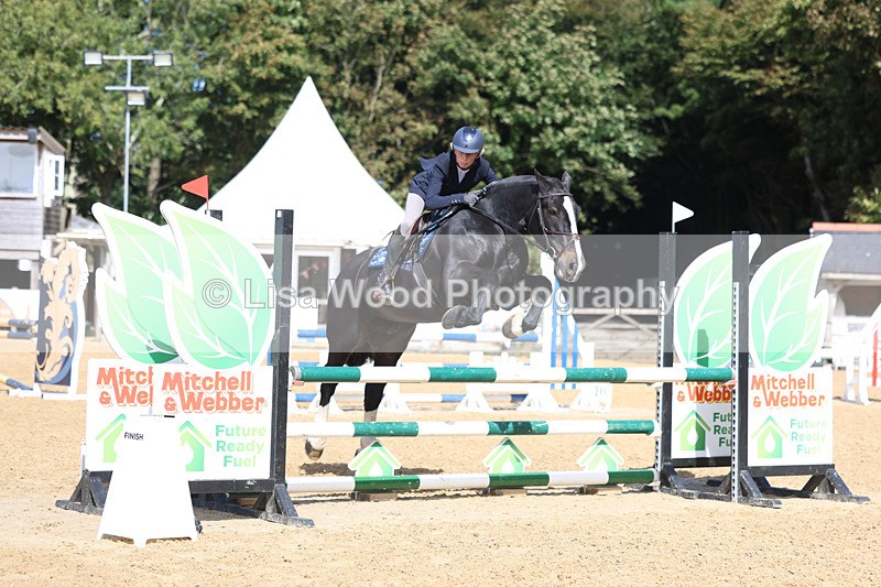 3E7A9477 - Class 9: Senior British Novice/90cm open