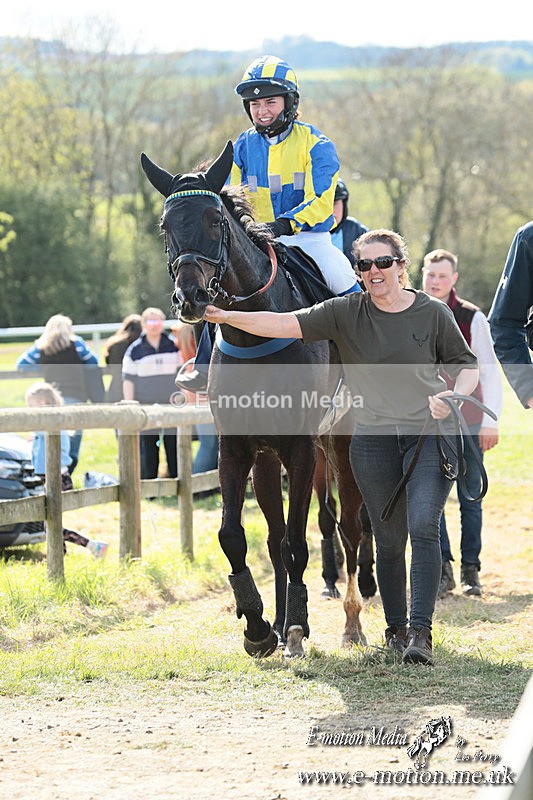 PtP 210425  1230 - Paxford Races Easter Monday 21/04/25