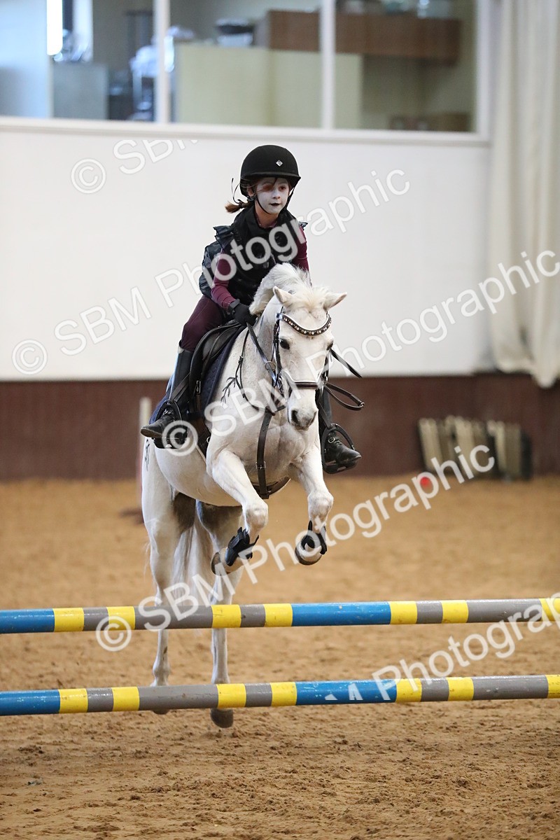 SBM_001953 - Class 3 - Horse & Hound