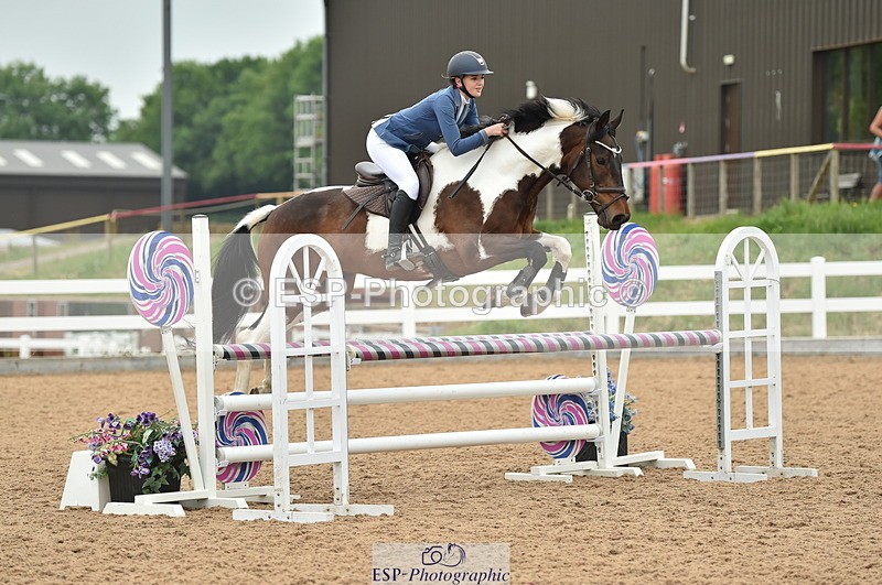 230611A-112534-04776 - Cls 33 95cm Amateur Qualifier