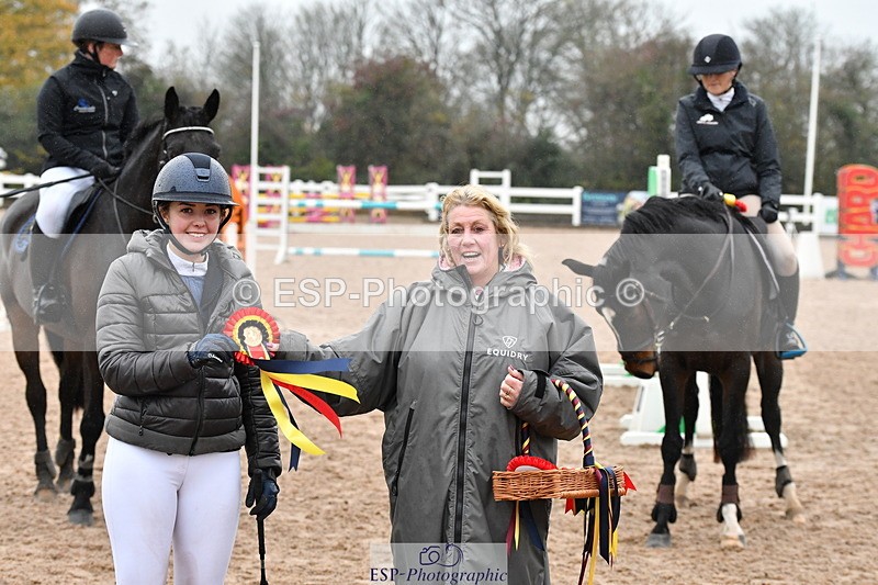 231112A-105300-03462 - Cls 17 Blue Chip Novice Winter Qualifier