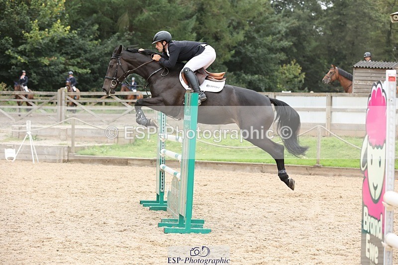 240817-154342-02364 - 06A Snr Fox 1.20m open