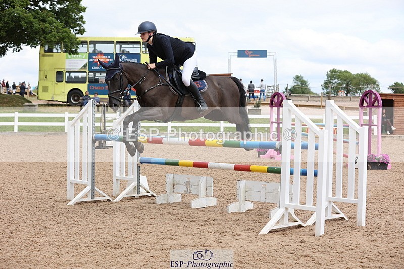 240630A-153910-14828 - Cls 33 Foxhunter and 1.10m Open