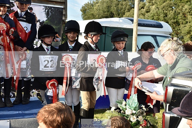 230824-182244-07067 - Thursday 40 and 50cm Presentations