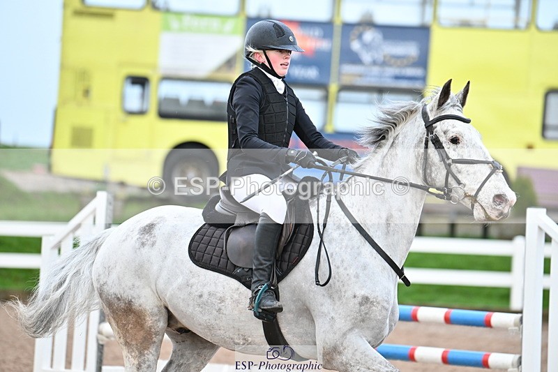 240224A-082853-02778 - Cls 9 British Novice and 90cm Open