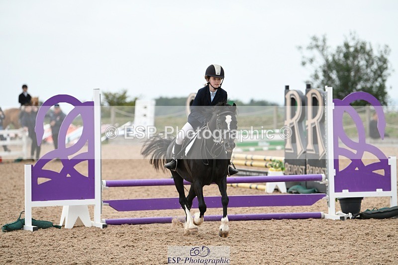 250807-101222-00093 - 60cms Round 1