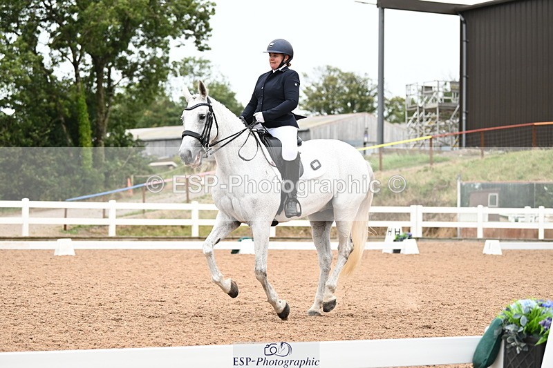 240815A-140216-01920 - 139-Chloe.Makepeace-Beechfield.Diamond