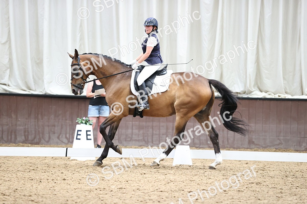 SBM_002014 - Novice 4 - 11.15-13.22