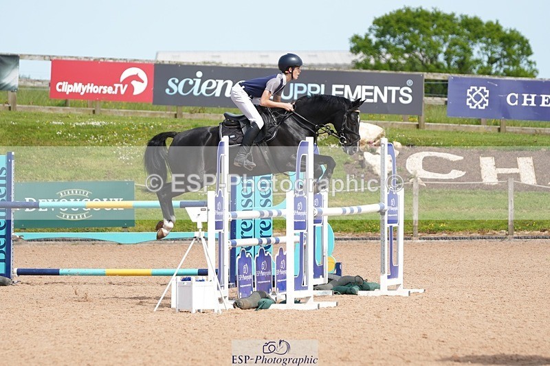 260523-153202-00782 - Cls 9 Pony Foxhunter and 1.10m Open