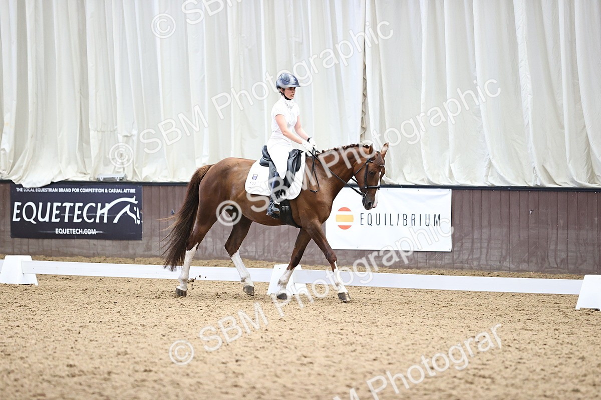 SBM_001369 - Novice 4 - 11.15-13.22