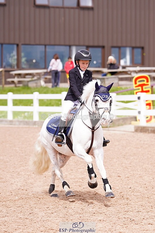 240506A-142856-09524 - Cls 17 Club 60cm