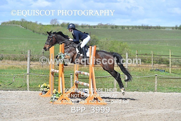 BPP_3999 - CLASS 5 FRI Senior 1.05m Open