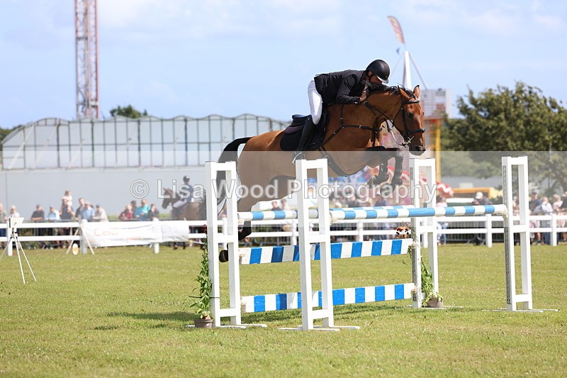 3E7A3131 - Class A: Showjumping Senior Open 1.25