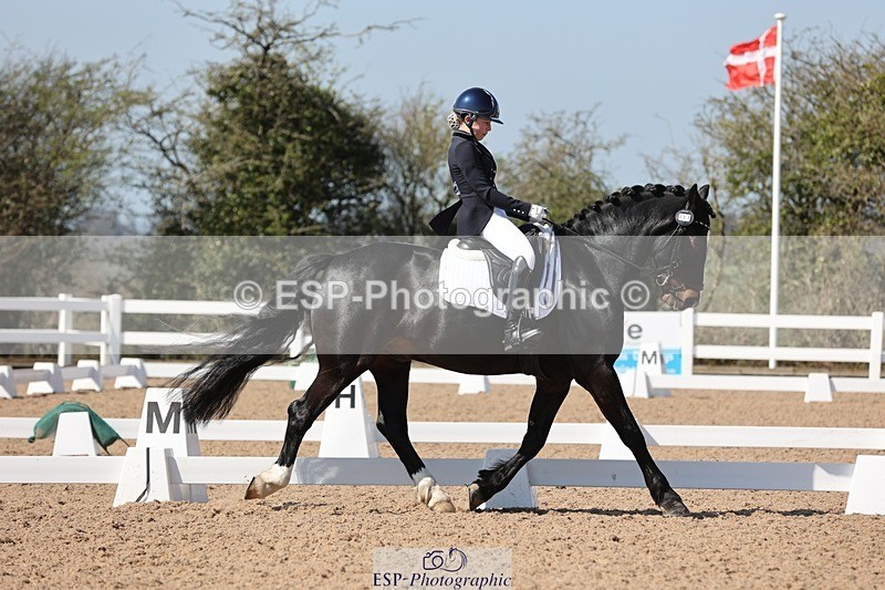 250405-115715-10277 - 111-Ever.Sinfield.Day-Machno.Excalibur