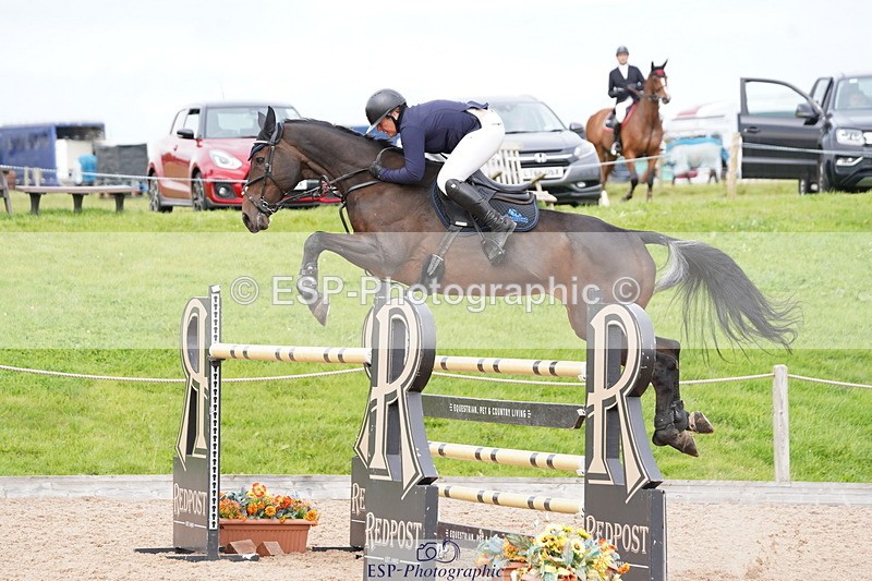 240915A-151600-10843 - Cls 28 Chard Sept GP Jump Off