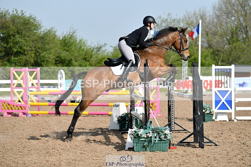 240511A-092500-11260 - Cls 28 95cm National Am Quali