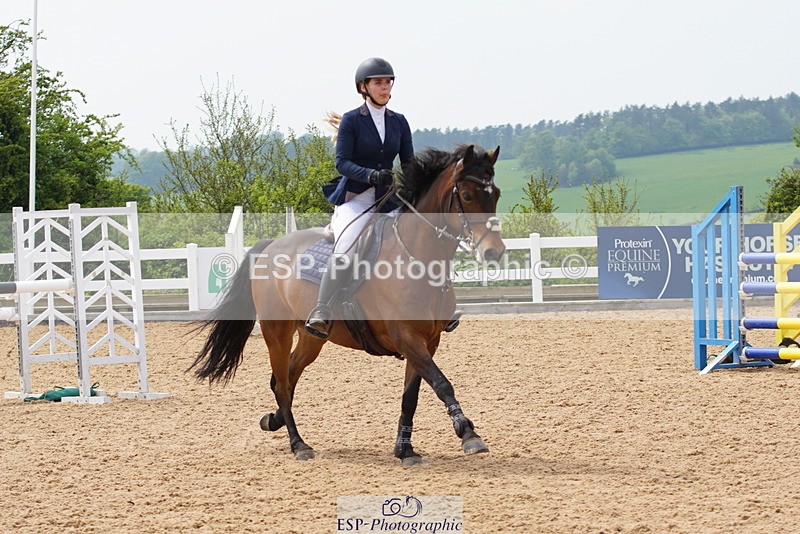 230513A-144212-01530 - Cls 7 Pony Foxhunter & Open