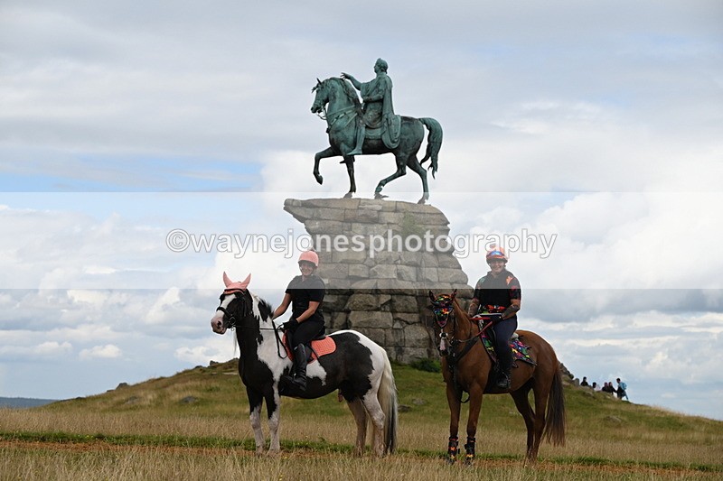 DSC_9280 - Time at Statue 14:33 to 15:10