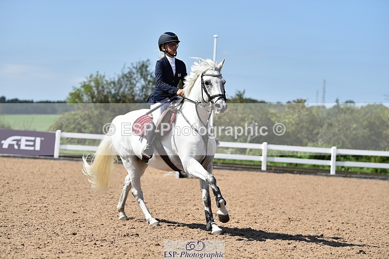 230903A-130324-04599 - Cls 19 Pony Discovery & 90cm Open