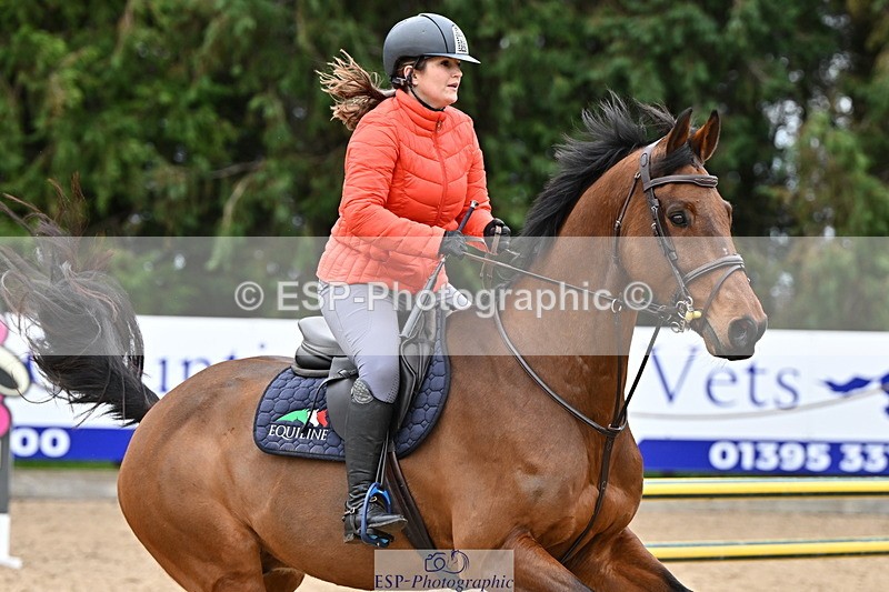 250201A-121833-00640 - Cls 02 Local Horse 100cm