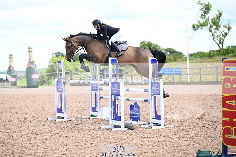 240608A-143329-02775 - Cls 5 Snr Foxhunter and 1.20m Open