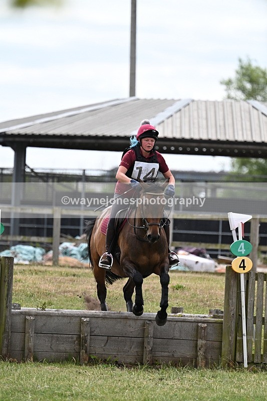 WJ7_4994 - 60cm XC Time 09:58 to 10:16