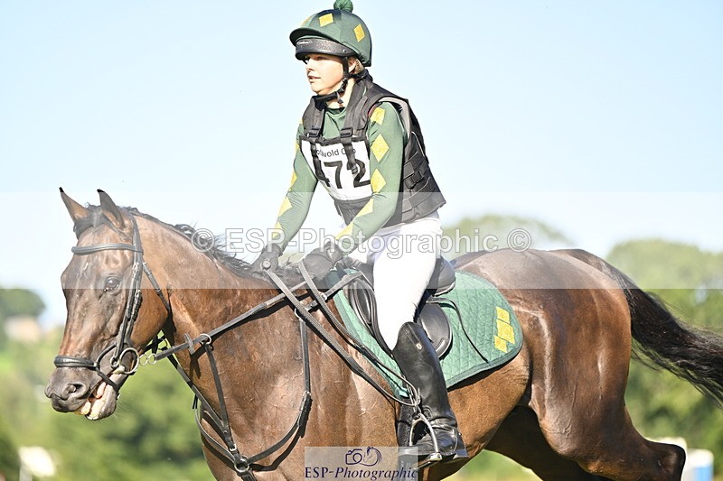 240811A-175031-07527 - 472-