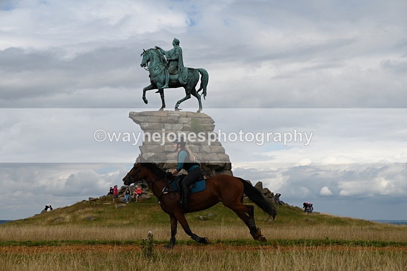 DSC_7703 - Time at Statue 13:16 to 13:52