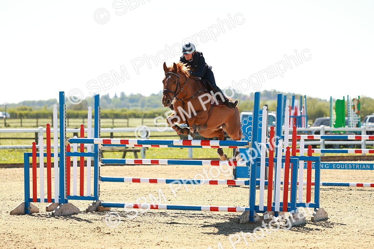 SBM_001589 - Class 5 - Senior Foxhunter - 1.20m