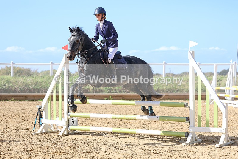 3E7A5016 - Class 9: 80cm Senior